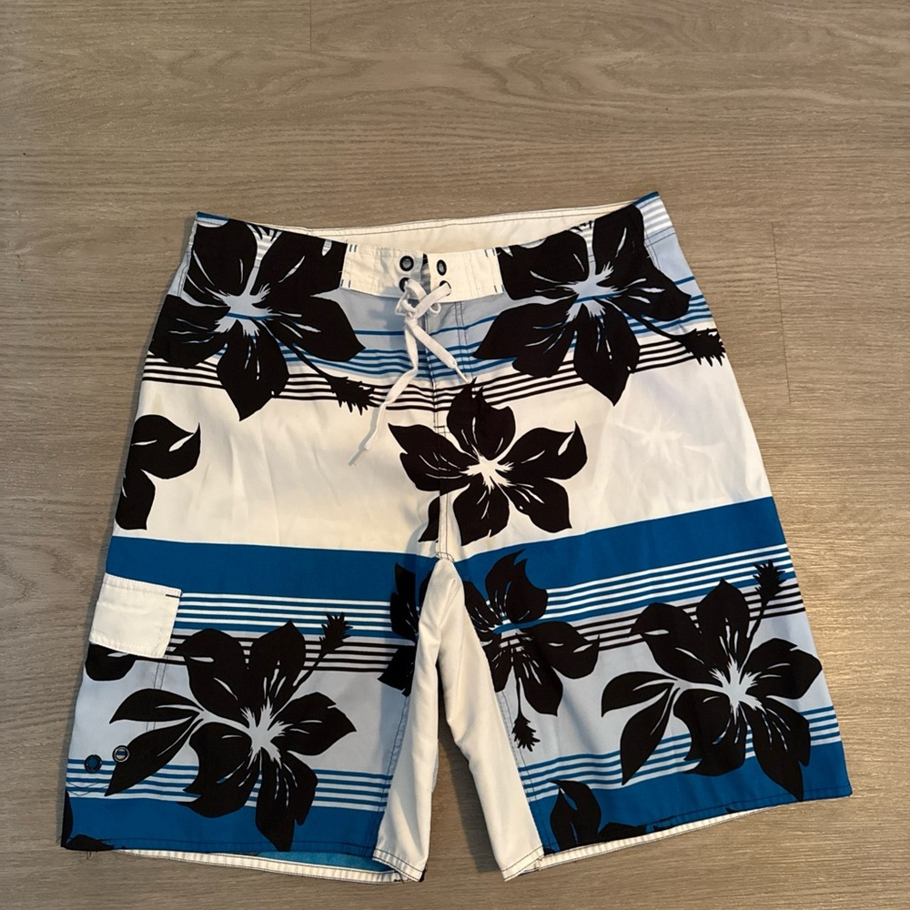 Floral Board Shorts in Black and Blue